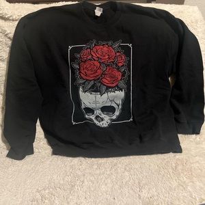Skull with roses pullover sweater